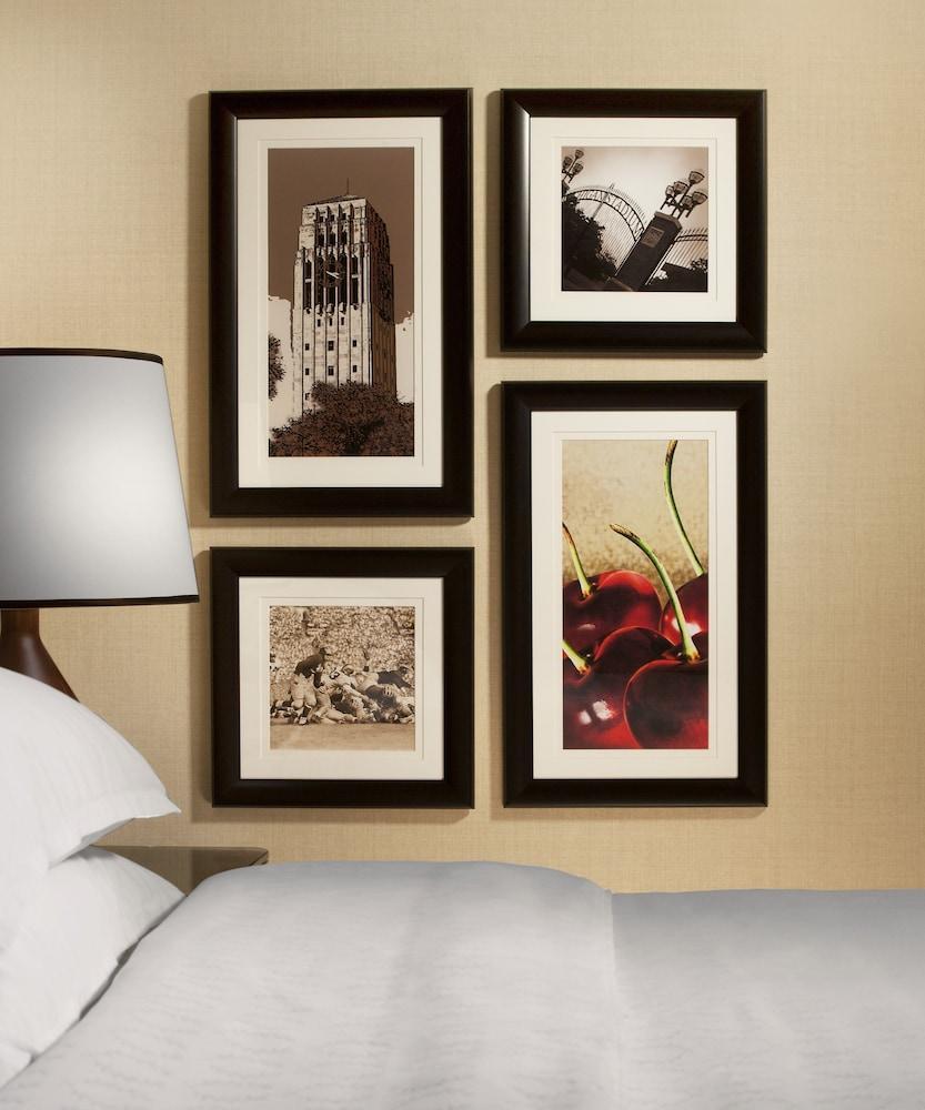 Sheraton Ann Arbor Hotel Экстерьер фото