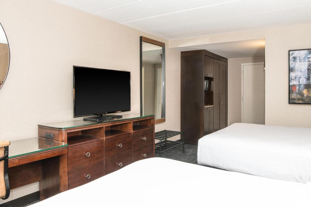 Sheraton Ann Arbor Hotel Экстерьер фото
